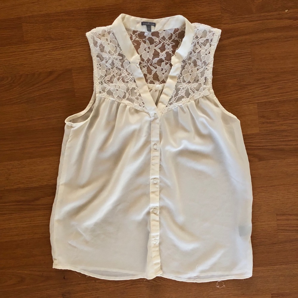 Charlotte Russe Cream Sleeveless Button Down
